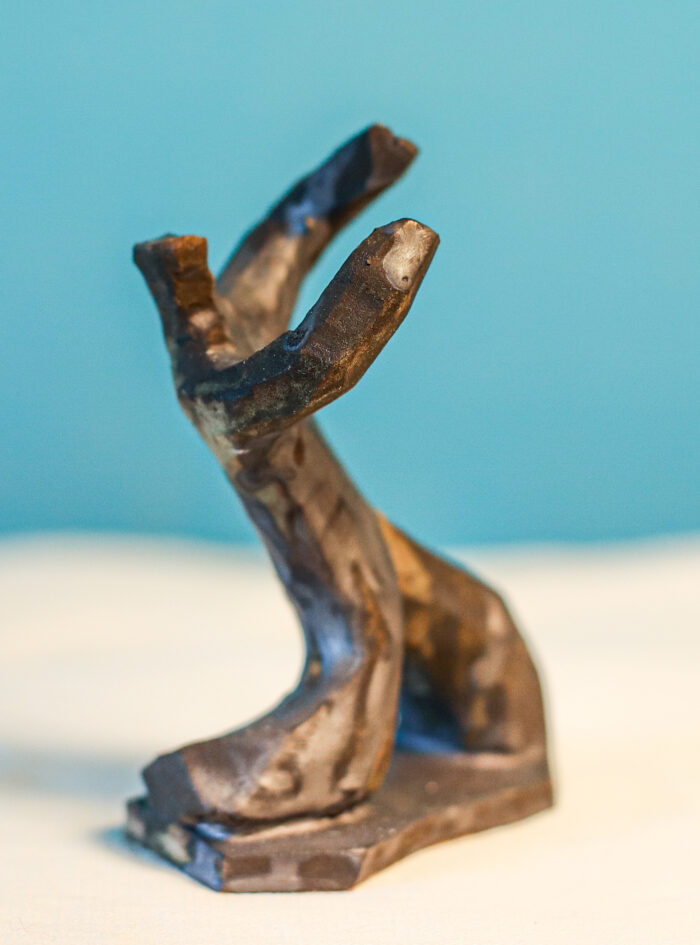 black сceramic dancer3 (5 of 11)