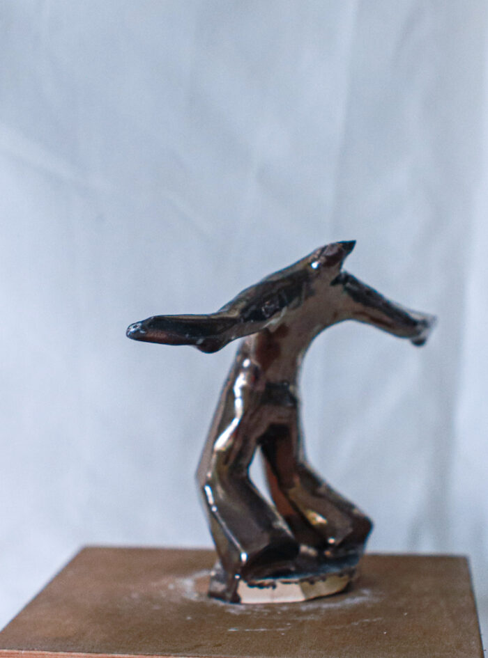 ceramic dancer golden glaze (6 of 10)